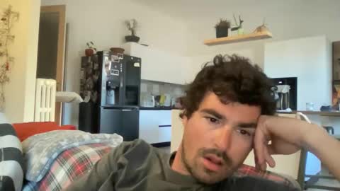 kevinpillobello online show from April 24, 2026, 5:26 pm