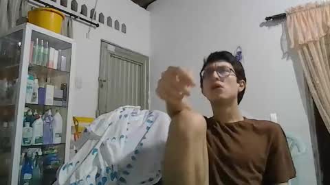 kevintdx online show from March 7, 2026, 4:09 am