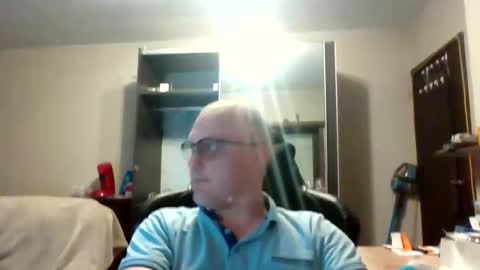 Snapshot of kevintje031987 chatting on April 9, 2026, 3:28 am kevintje031987 online show from April 9, 2026, 3:28 am