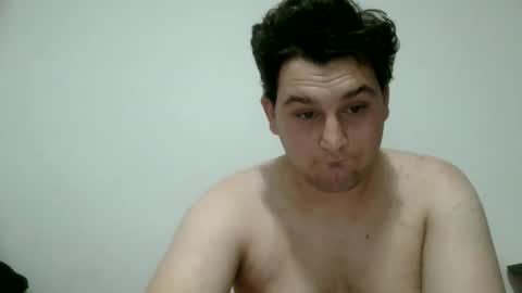 Snapshot of kevyndevill chatting on October 25, 2025, 6:46 pm Kevyn online show from October 25, 2025, 6:46 pm