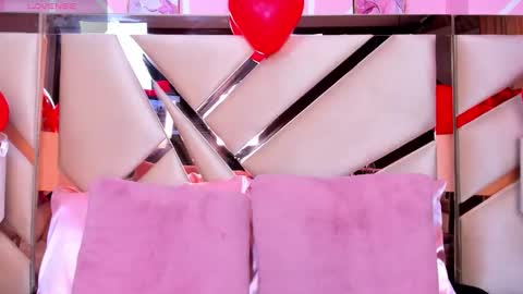 Keyla noa online show from February 16, 2026, 7:10 pm