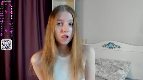 Snapshot of keylalong chatting on January 24, 2025, 3:13 pm Hi Im Mary Glad to see you in my room PVT is open online show from January 24, 2025, 3:13 pm