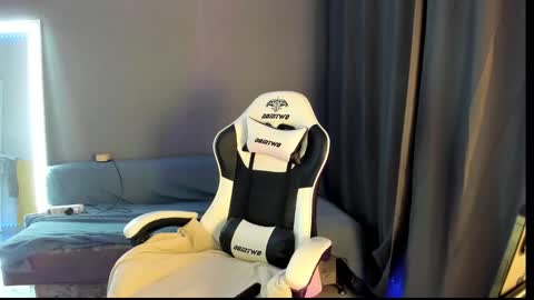 Keyli online show from January 7, 2026, 10:29 am