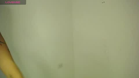 Snapshot of keyli_sweet chatting on October 7, 2025, 8:17 pm Keyla online show from October 7, 2025, 8:17 pm