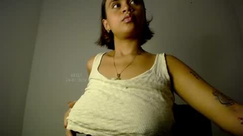 Snapshot of keyli_sweet chatting on July 24, 2026, 7:34 pm Keyla online show from July 24, 2026, 7:34 pm