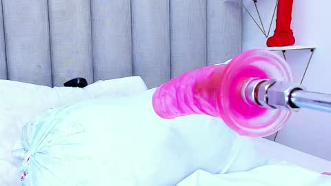 Keylla online show from December 14, 2024, 11:12 pm