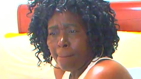 keysenbarxx19 online show from January 23, 2025, 8:36 am