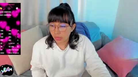 Danna Sofia online show from June 25, 2026, 12:42 pm
