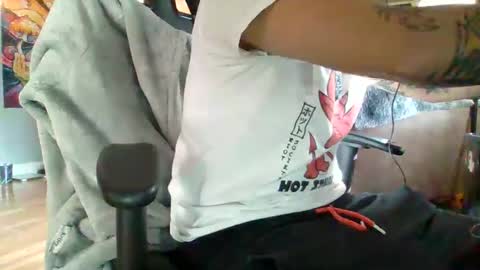 Snapshot of keyway1 chatting on November 10, 2025, 9:25 pm keyway1 online show from November 10, 2025, 9:25 pm