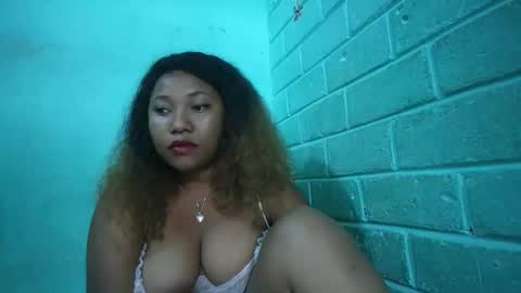 Snapshot of kezia0910 chatting on February 7, 2026, 6:28 am kezia0910 online show from February 7, 2026, 6:28 am