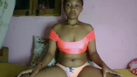 Snapshot of khaissa chatting on December 18, 2025, 7:09 pm khaissa online show from December 18, 2025, 7:09 pm