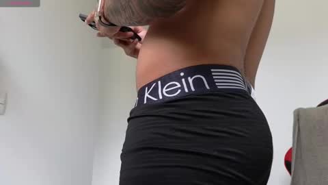 khalid ferrer online show from February 26, 2025, 6:21 pm