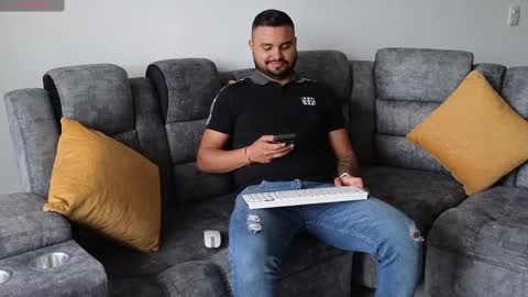 khalid ferrer online show from March 6, 2025, 12:52 pm