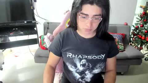 Khalifa Kasumi online show from December 2, 2025, 7:31 pm