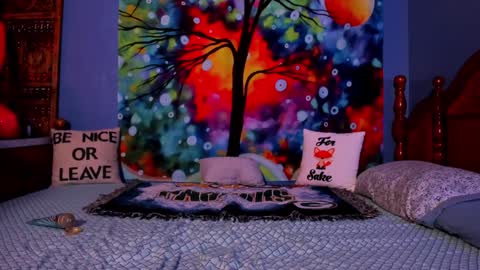 Khalipso online show from December 18, 2024, 7:30 pm