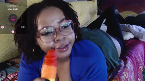 Snapshot of khayaparker chatting on January 3, 2025, 9:47 pm Khaya online show from January 3, 2025, 9:47 pm