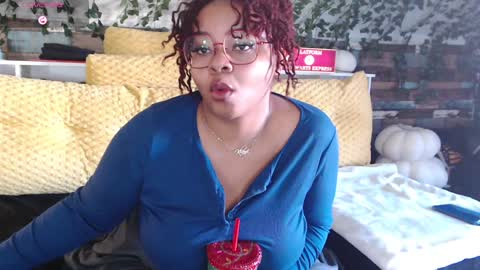 Snapshot of khayaparker chatting on January 7, 2025, 2:41 pm Khaya online show from January 7, 2025, 2:41 pm