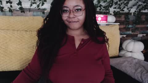 Snapshot of khayaparker chatting on February 12, 2025, 1:52 am Khaya online show from February 12, 2025, 1:52 am