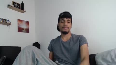 khevinlopezonig online show from October 1, 2025, 4:46 pm