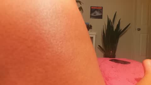 Khloe online show from October 22, 2025, 7:30 am