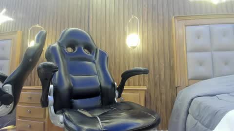 Snapshot of khris__evans chatting on May 31, 2026, 7:26 pm Kris Evans online show from May 31, 2026, 7:26 pm