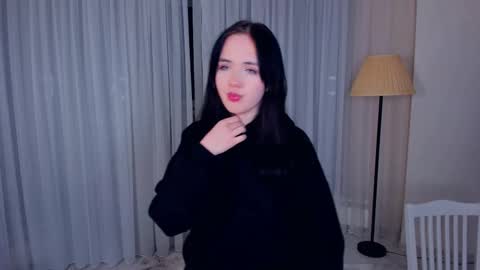 Lannie online show from December 19, 2025, 4:58 pm