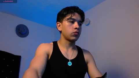 Adrian  Chlloe online show from December 18, 2025, 5:13 am