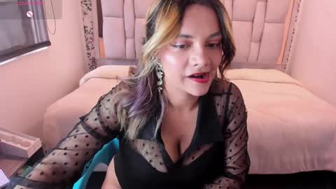 Snapshot of kiara_cruz__ chatting on May 12, 2026, 8:17 pm kiara Cruz online show from May 12, 2026, 8:17 pm