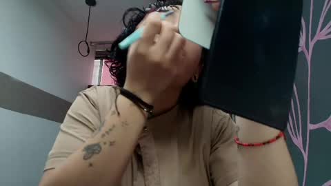 Snapshot of kiara_fox__ chatting on May 2, 2026, 9:53 pm KIARA FOX online show from May 2, 2026, 9:53 pm