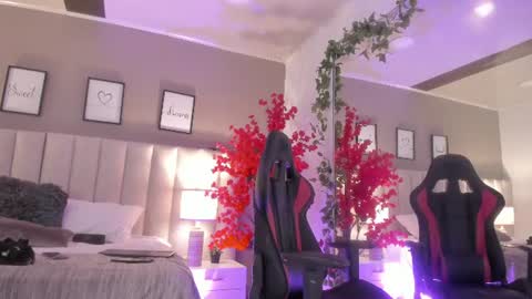 kiara kismet online show from July 26, 2026, 3:36 am