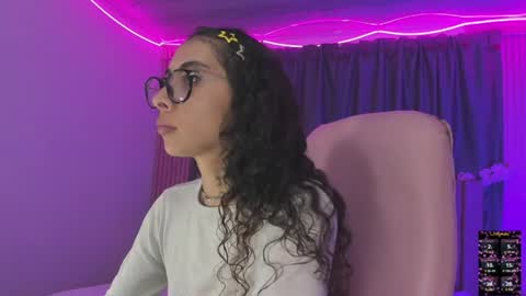 Kiara online show from June 15, 2026, 3:53 am