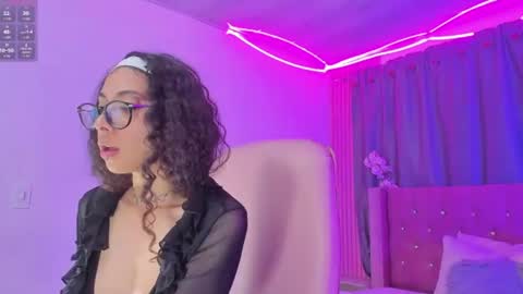 Kiara online show from June 20, 2026, 4:26 am