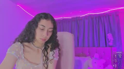 Kiara online show from July 5, 2026, 3:34 am