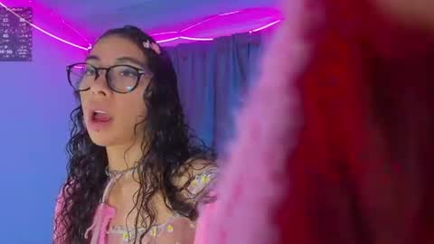Kiara online show from July 22, 2026, 3:42 am