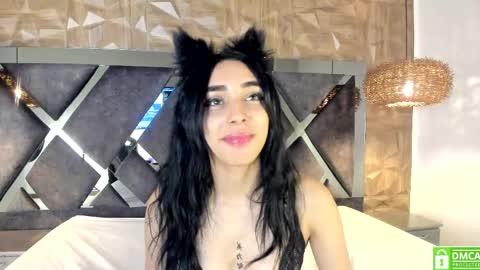 kiara_velvet__ online show from April 10, 2026, 7:13 am