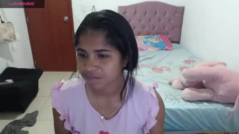 Snapshot of kiara_williamss chatting on January 6, 2025, 10:05 pm Kiara online show from January 6, 2025, 10:05 pm