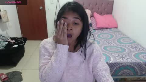 Snapshot of kiara_williamss chatting on January 27, 2025, 12:12 am Kiara online show from January 27, 2025, 12:12 am