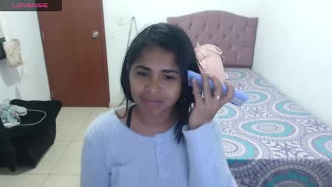 Snapshot of kiara_williamss chatting on January 28, 2025, 12:26 am Kiara online show from January 28, 2025, 12:26 am