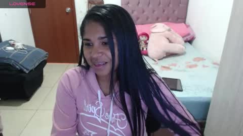 Snapshot of kiara_williamss chatting on September 29, 2025, 6:57 pm Kiara online show from September 29, 2025, 6:57 pm
