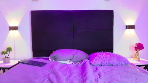 kiaraaqueen online show from March 3, 2025, 10:20 pm