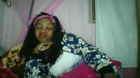kiarah 69 online show from May 4, 2026, 2:40 am