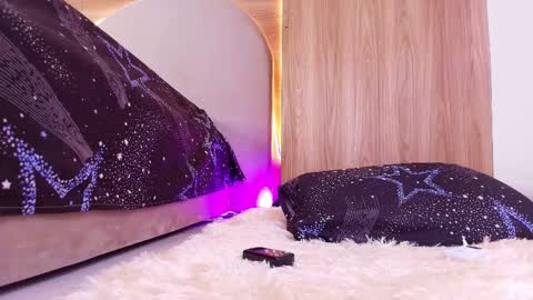 kiaralopez_ online show from March 20, 2026, 3:11 am