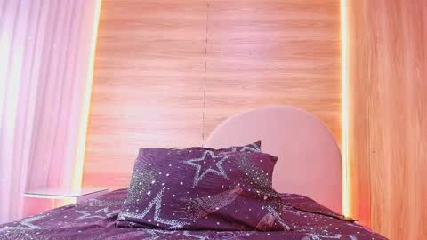 Snapshot of kiaralopez_ chatting on May 7, 2026, 3:01 am kiaralopez_ online show from May 7, 2026, 3:01 am