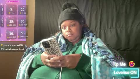 KiaraSugars online show from December 16, 2025, 6:35 pm