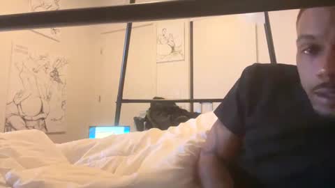 Snapshot of kibrombariu45 chatting on December 12, 2024, 10:24 am HunneysPlayRoom online show from December 12, 2024, 10:24 am