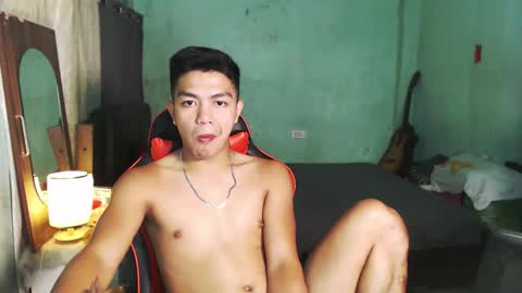Snapshot of kiel_asianboy chatting on May 29, 2026, 8:12 am EJ online show from May 29, 2026, 8:12 am