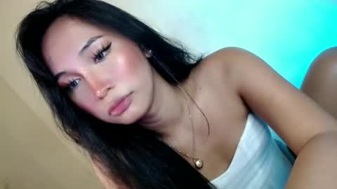 Kiera online show from February 3, 2025, 10:03 am