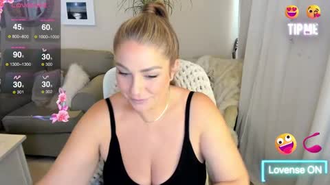 Kiera Reines online show from October 4, 2025, 7:01 pm