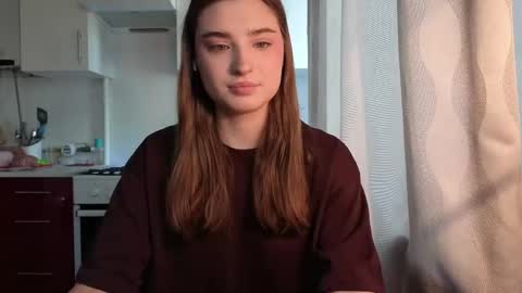 Snapshot of kierstentates chatting on May 1, 2026, 6:18 am Ola my name is Lissa Lets hit 10 Thumbs Up together online show from May 1, 2026, 6:18 am