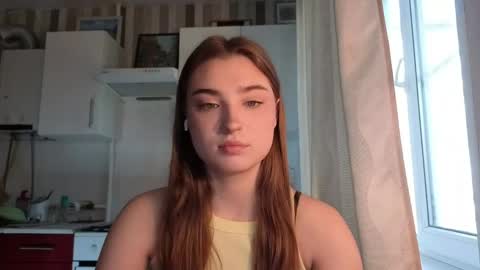 Snapshot of kierstentates chatting on May 8, 2026, 5:24 am Ola my name is Lissa Lets hit 10 Thumbs Up together online show from May 8, 2026, 5:24 am